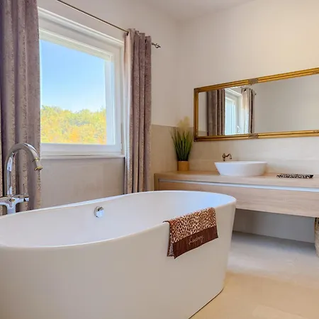 Aura Hill - Private Villa Čapljina
